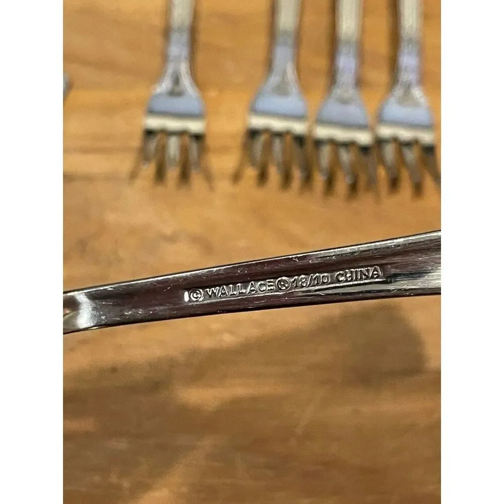 15 piece Wallace CONTINENTAL BEAD Stainless